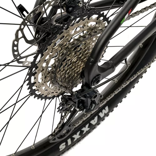 Bicicleta Oggi Big Wheel 7.4 2026