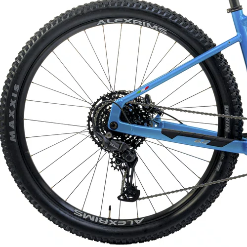 Bicicleta Oggi E-bike Big Wheel 8.2 2026