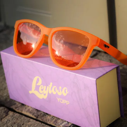 Óculos de Sol Yopp Polarizado Uv400 Leytoso com Café